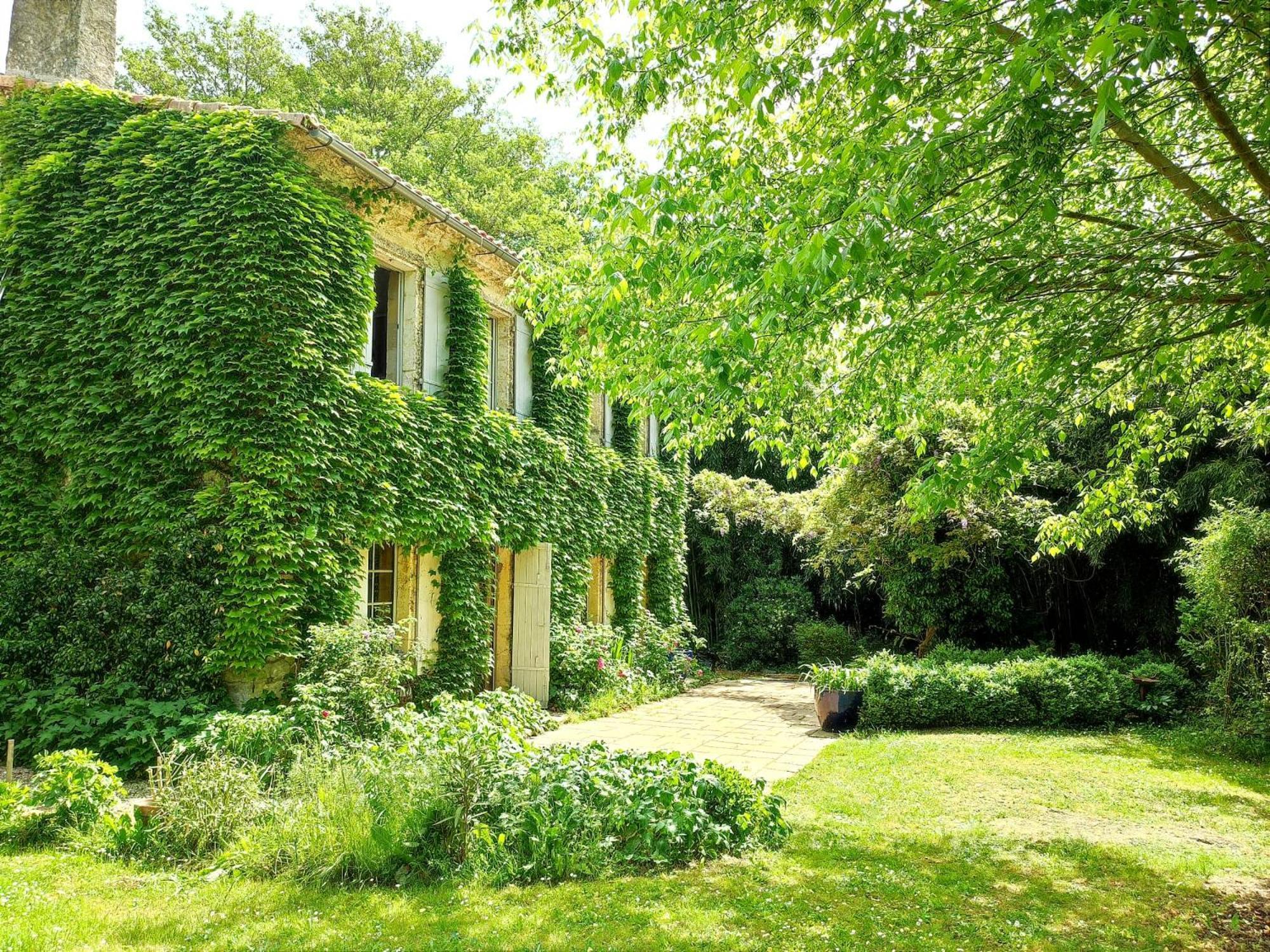 Chambre D'Hotes Le Moulin De Moulis Eksteriør bilde